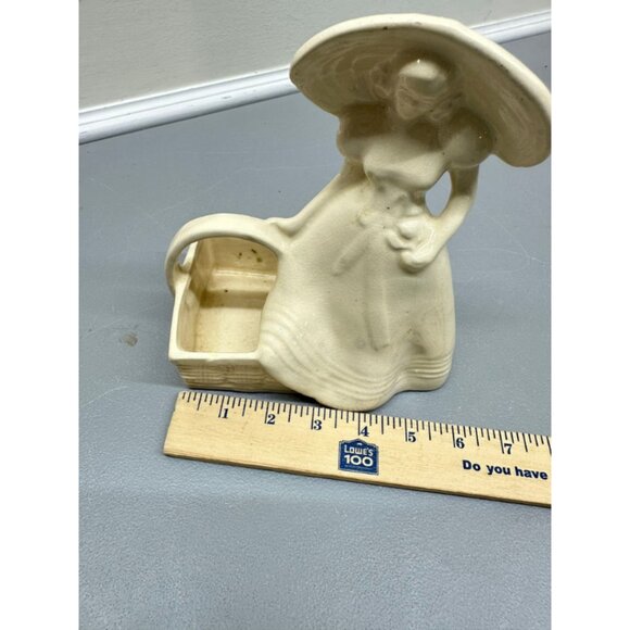Vintage Brush USA McCoy Pottery Lady with Basket Planter. 5.75" - Picture 3 of 6